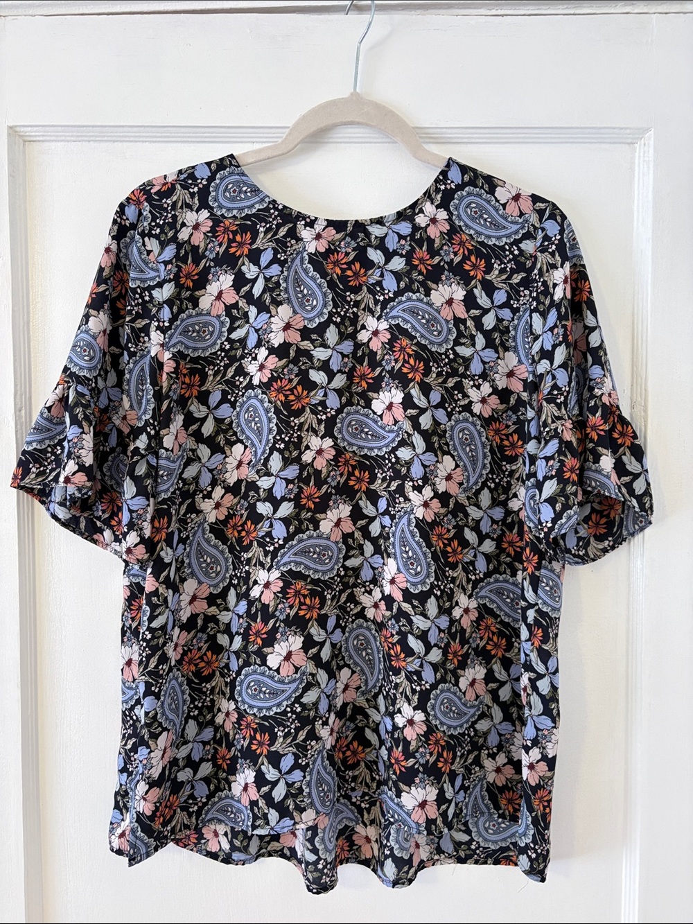 Loft Women’s Navy Floral Paisley Short Sleeve Top Size Med